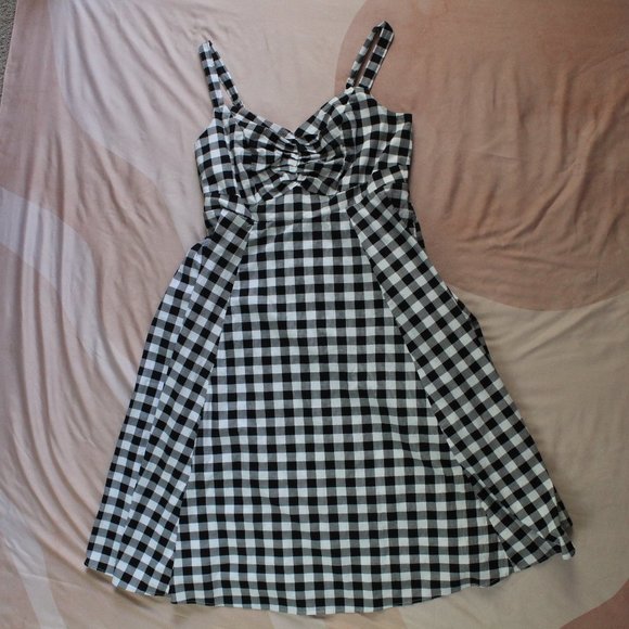 torrid Dresses & Skirts - Torrid  Midi Poplin Sweetheart Shirred Dress Plus Size 1